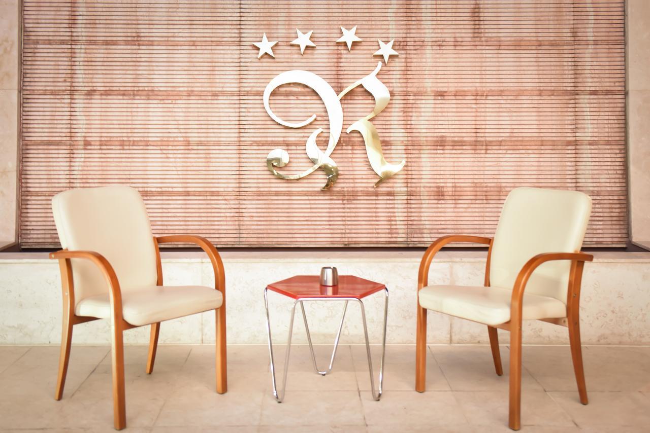 Ozgobek Ronesans Hotel De Luxe Uşak Extérieur photo