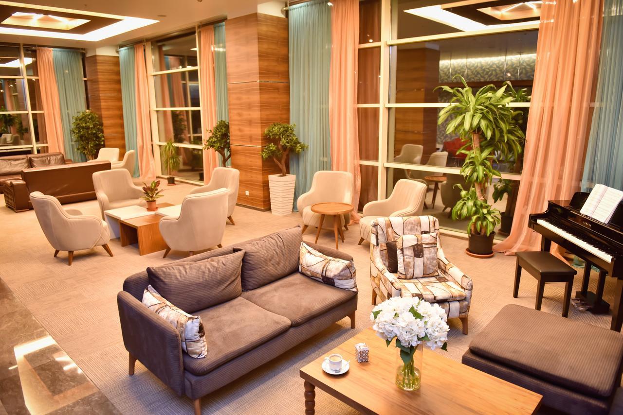 Ozgobek Ronesans Hotel De Luxe Uşak Extérieur photo